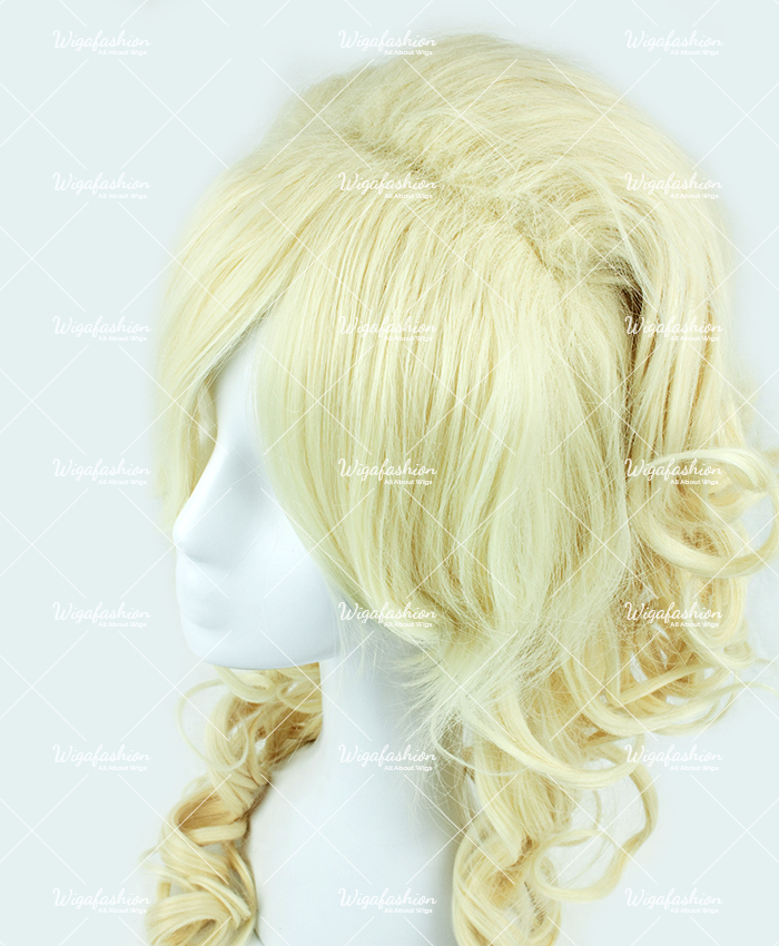 Light Blonde Long Curly 70cm-2.jpg